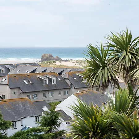 Lyndhurst Perranporth
