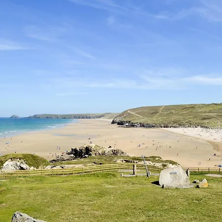 Lyndhurst * Perranporth